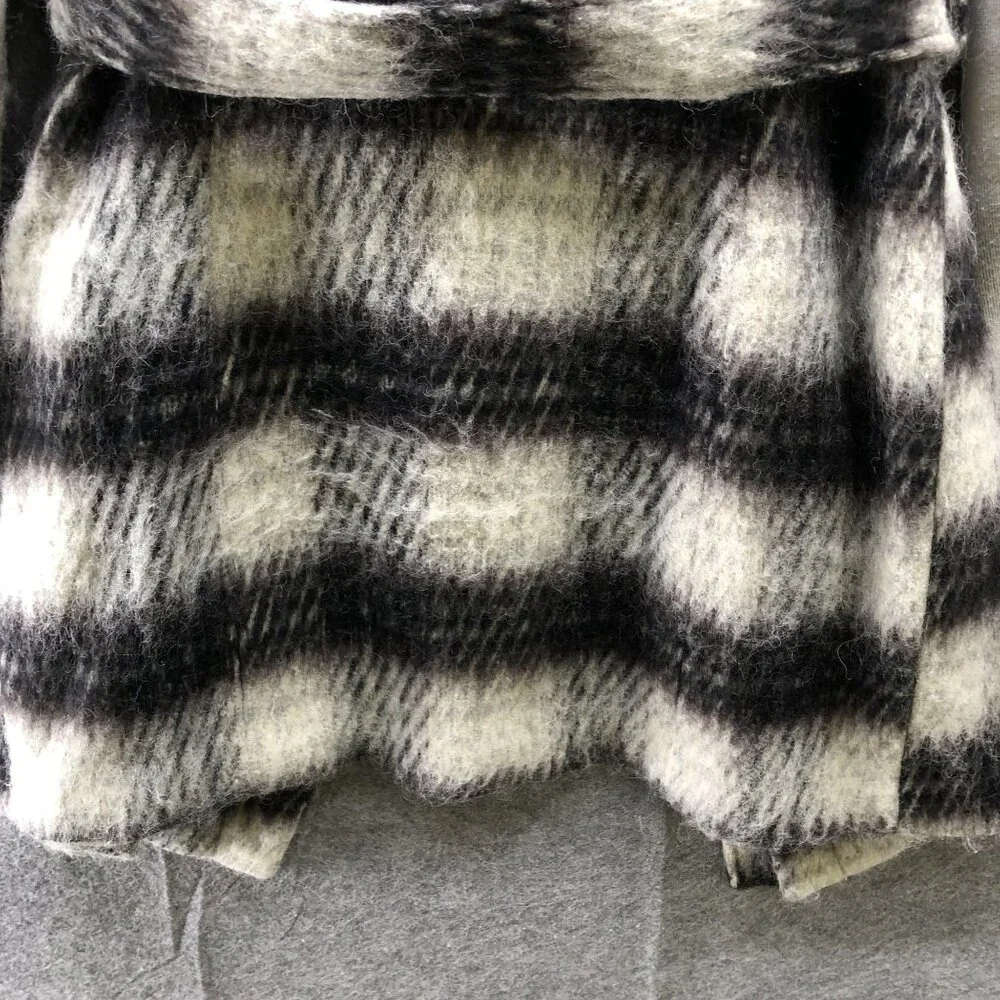 BCBGeneration Plaid Wool Blend Wrap Coat Womens Small S Black Ivory Fuzzy Long - Picture 11 of 13